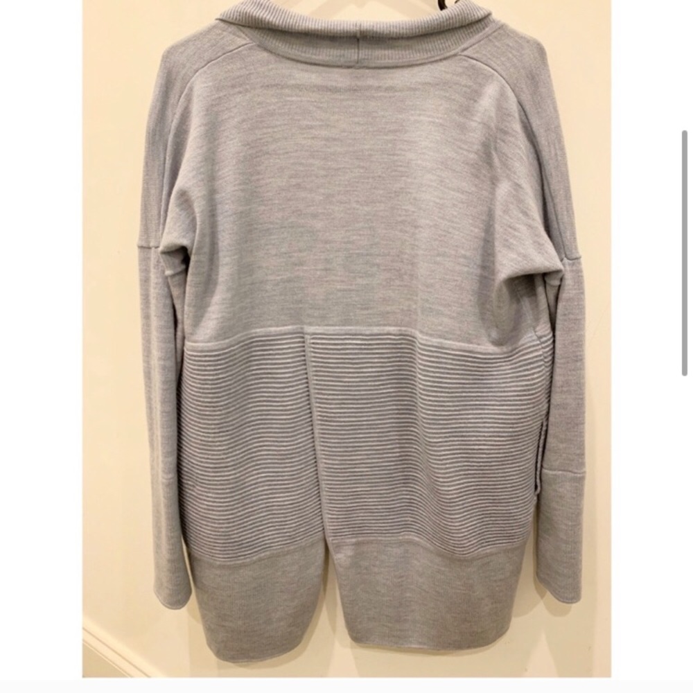 Lululemon Sit in Lotus Wrap II